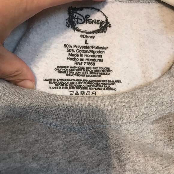 Disney Gray long sleeve sweatshirts pullover with front design “Hakuna Matata” - Picture 5 of 5